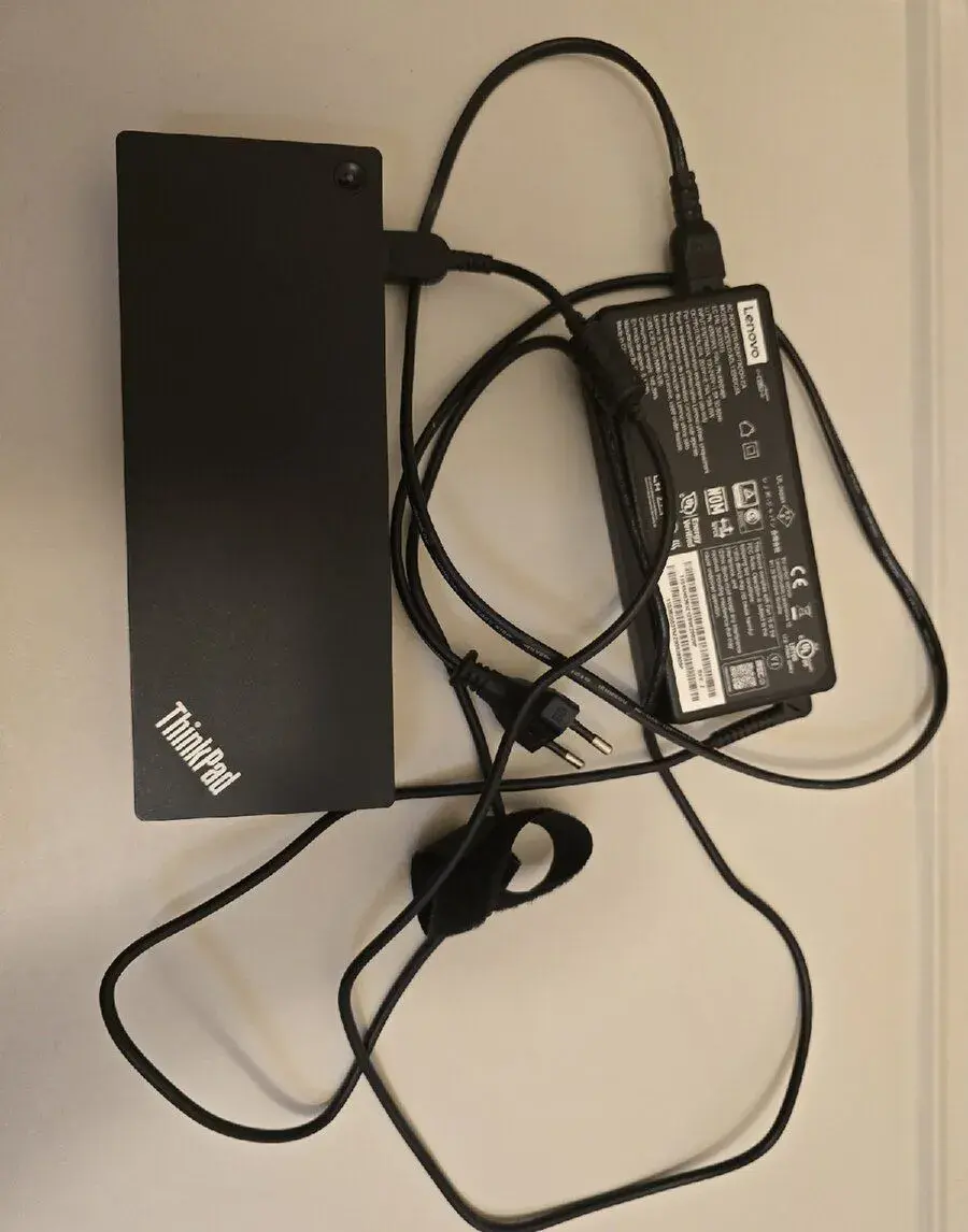 Lenovo Thinkpad dock dokovací stanice