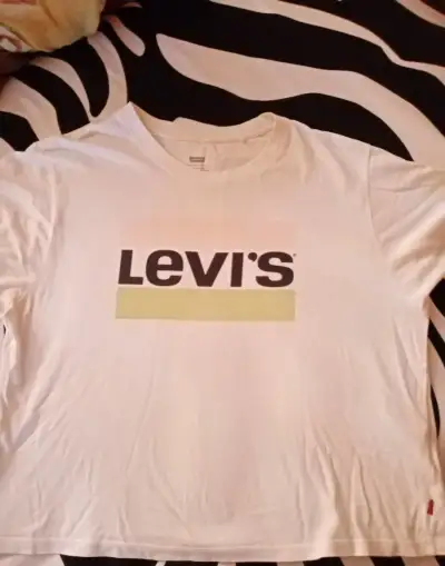 Tričko zn. Levis vel. S