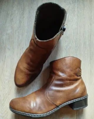 Kožené Rieker, vel. 39