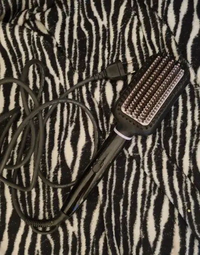Vyhrivany kartáč Philips Stylecare Essential