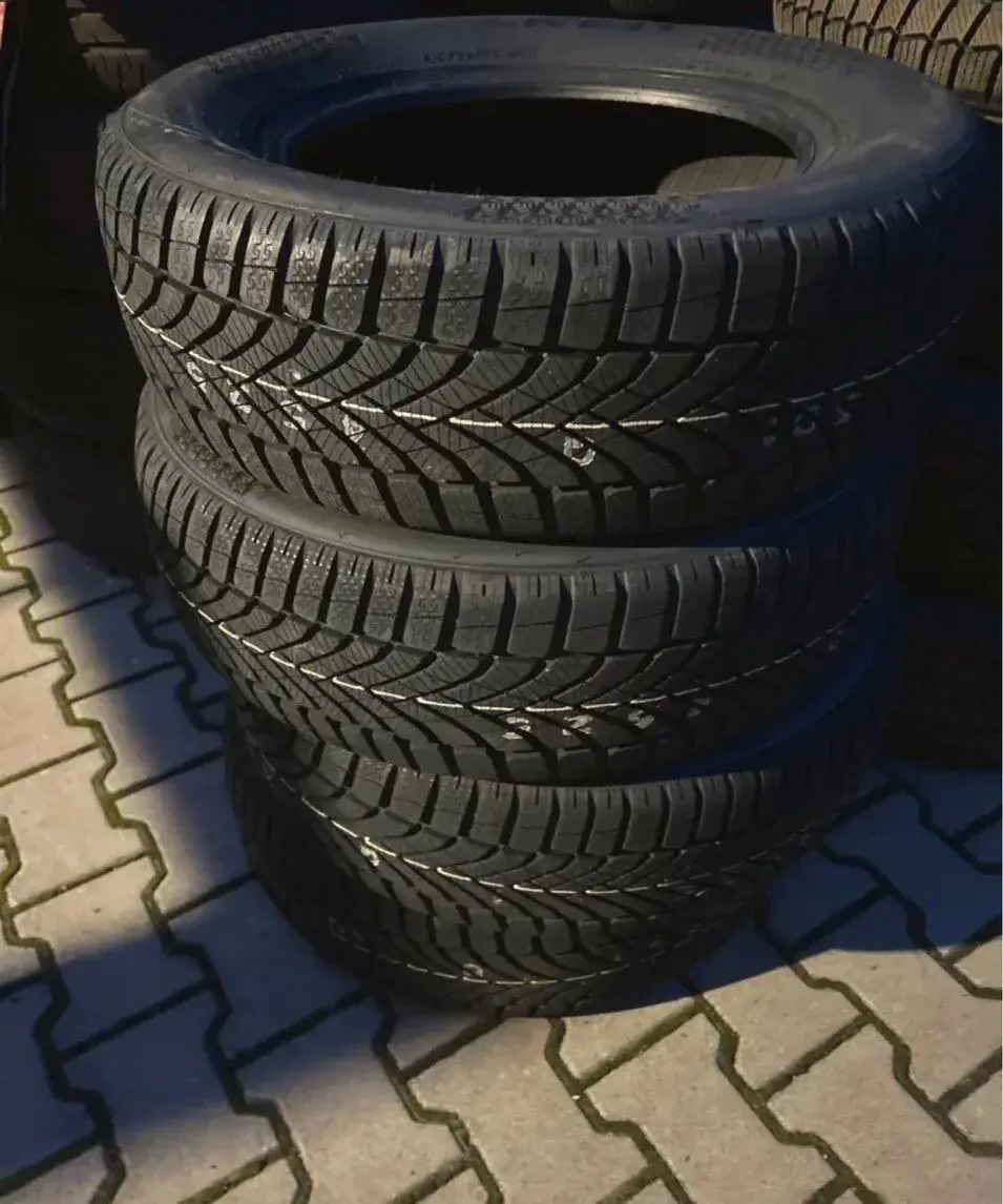 Nová zimní sada Falken 215/65 R17