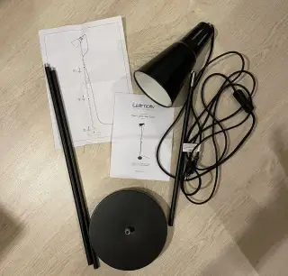 Černá stojací lampa Leitmotiv Mini Cone, výška 147,5 cm