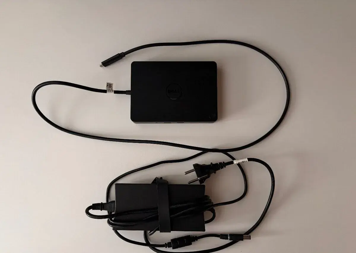 Dokovací stanice Dell WD15