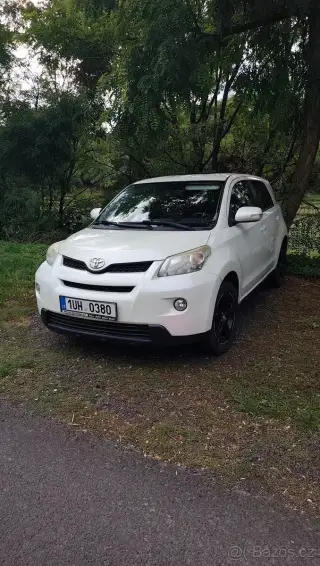 Toyota Urban – 2011, 223 000 km