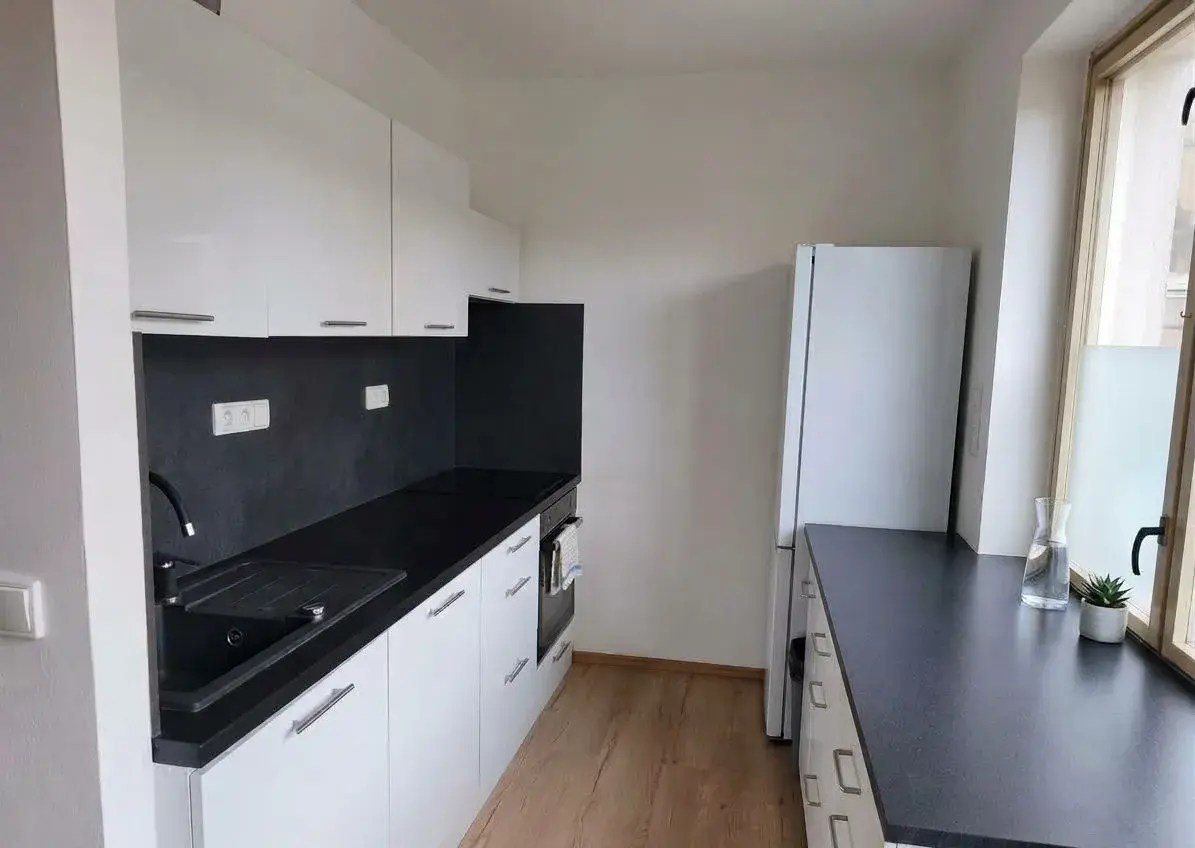 Byt 4kk Hrusická