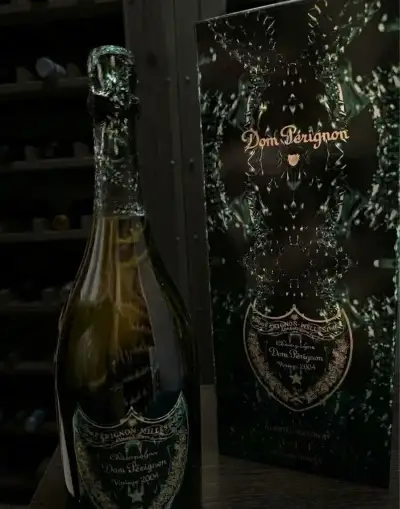 Dom Pérignon Vintage 2004 – Iris van Herpen (Metamorphosis)