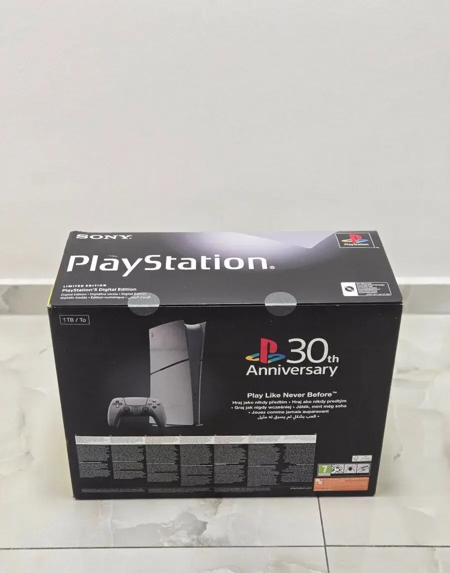 Play station 5 30th Anniversary edition 1TB