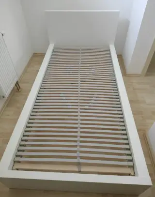 Rám postele a rošt