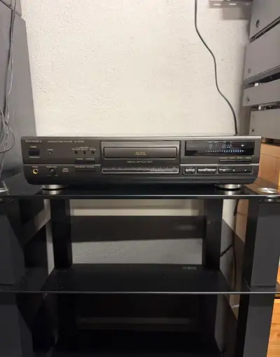 Cd přehrávác technics sl pg590