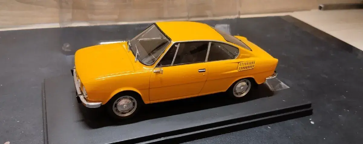 De Agostini Škoda 110R 1:24