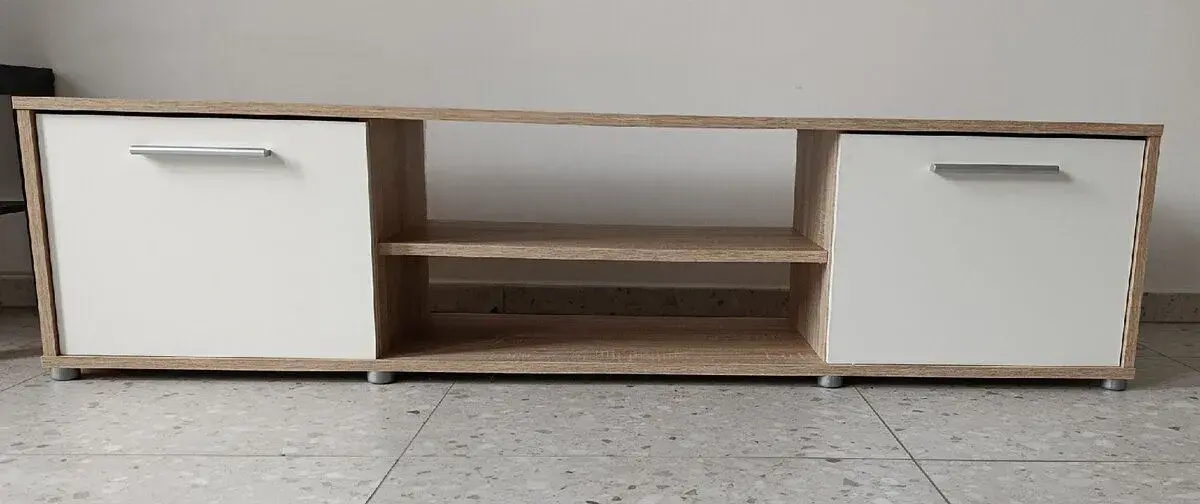 TV stolek