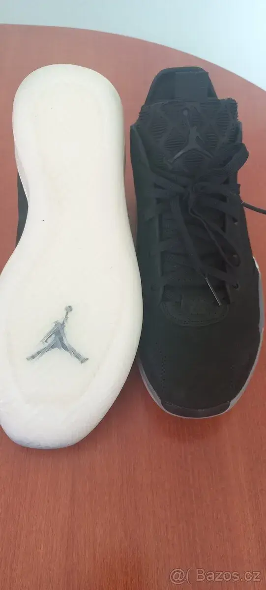 AIR JORDAN Type 39 - vel. 45,5