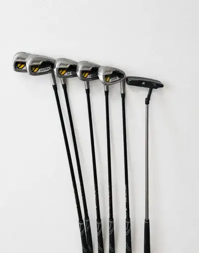 Golfový set želez Wilson + putter