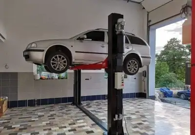 Dvousloupový zvedák 5000 kg BOR5000E NOVÝ NEPOUŽITÝ rv2026
