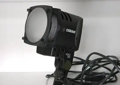 Světlo Osram video 300