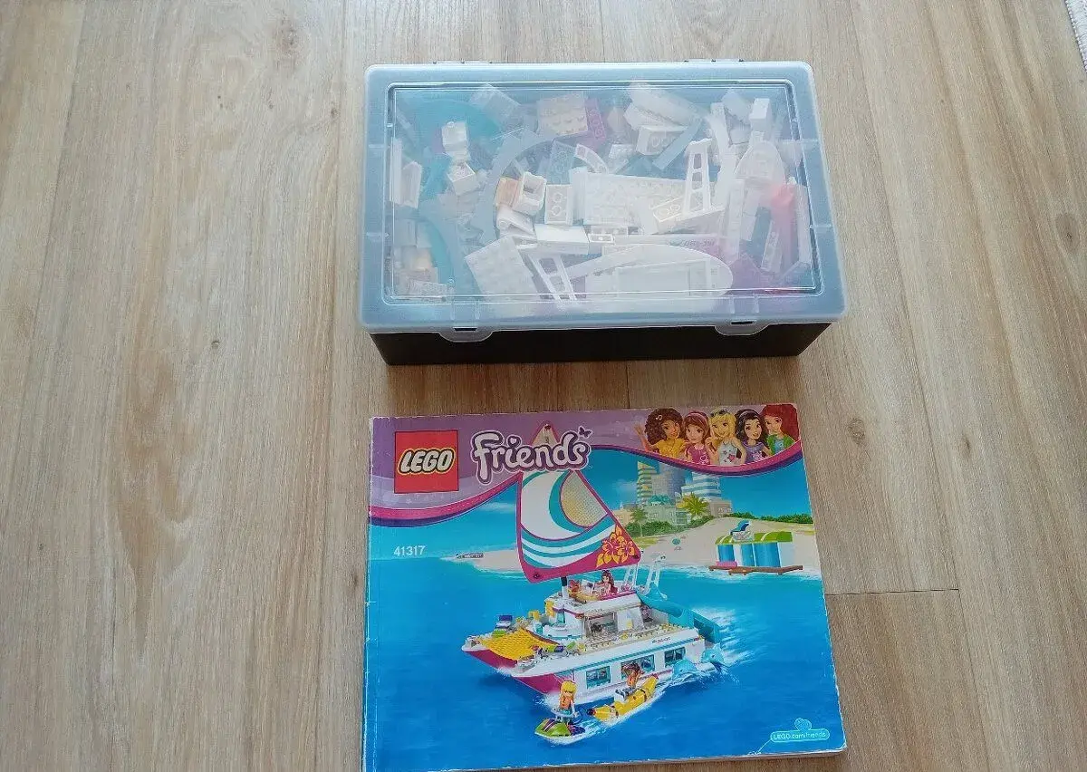 LEGO Friends - Sluneční katamarán (41317)