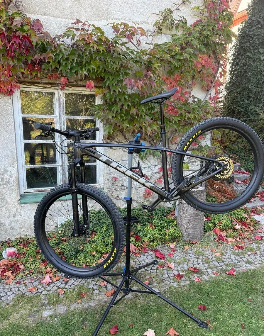 Trek Roscoe 7, vel. L – najeto max. 1 000 km