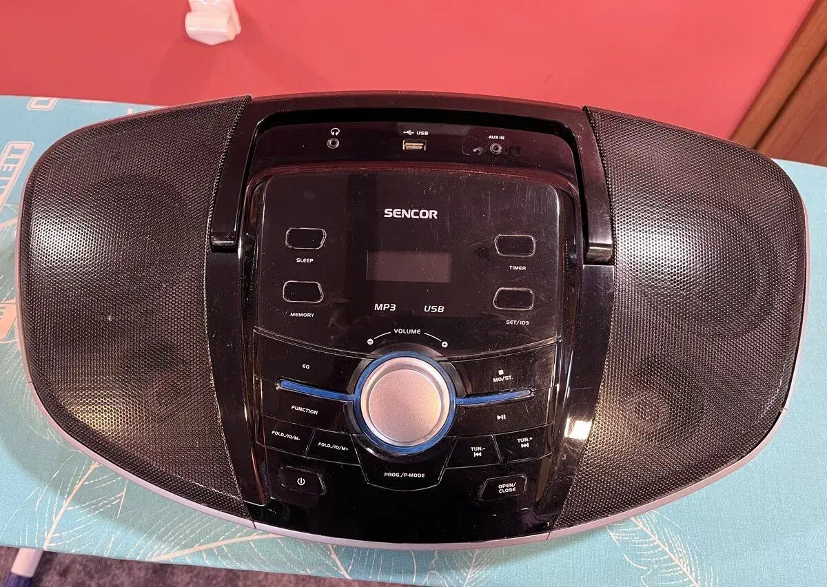 Radio Sencor CD/USB/AUX/dálkový ovladač