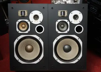 PIONEER HPM 70 - vintage boxy ke všech vintage přístrojům