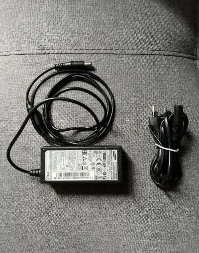 Originál AC adaptér Samsung A2514 DPN