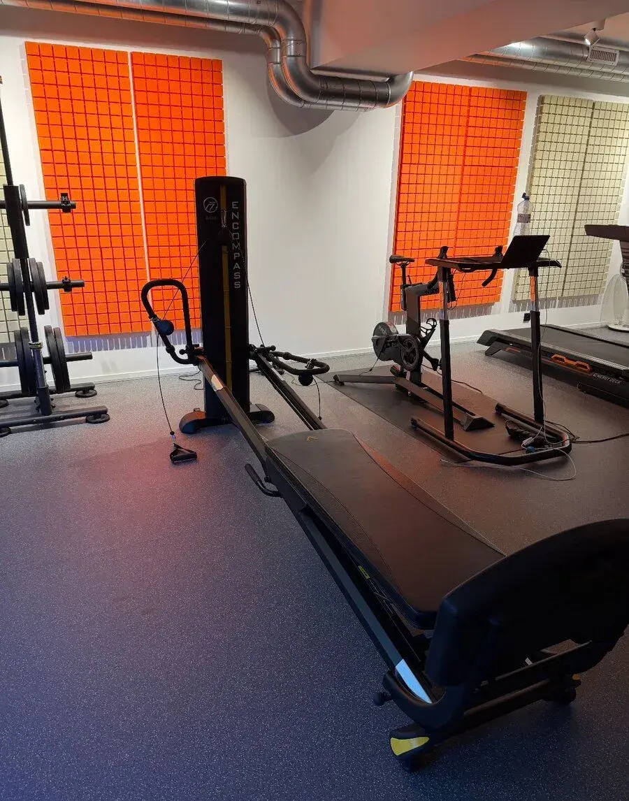 Total Gym GRAVITY ENCOMPASS – profesionální posilovací stroj