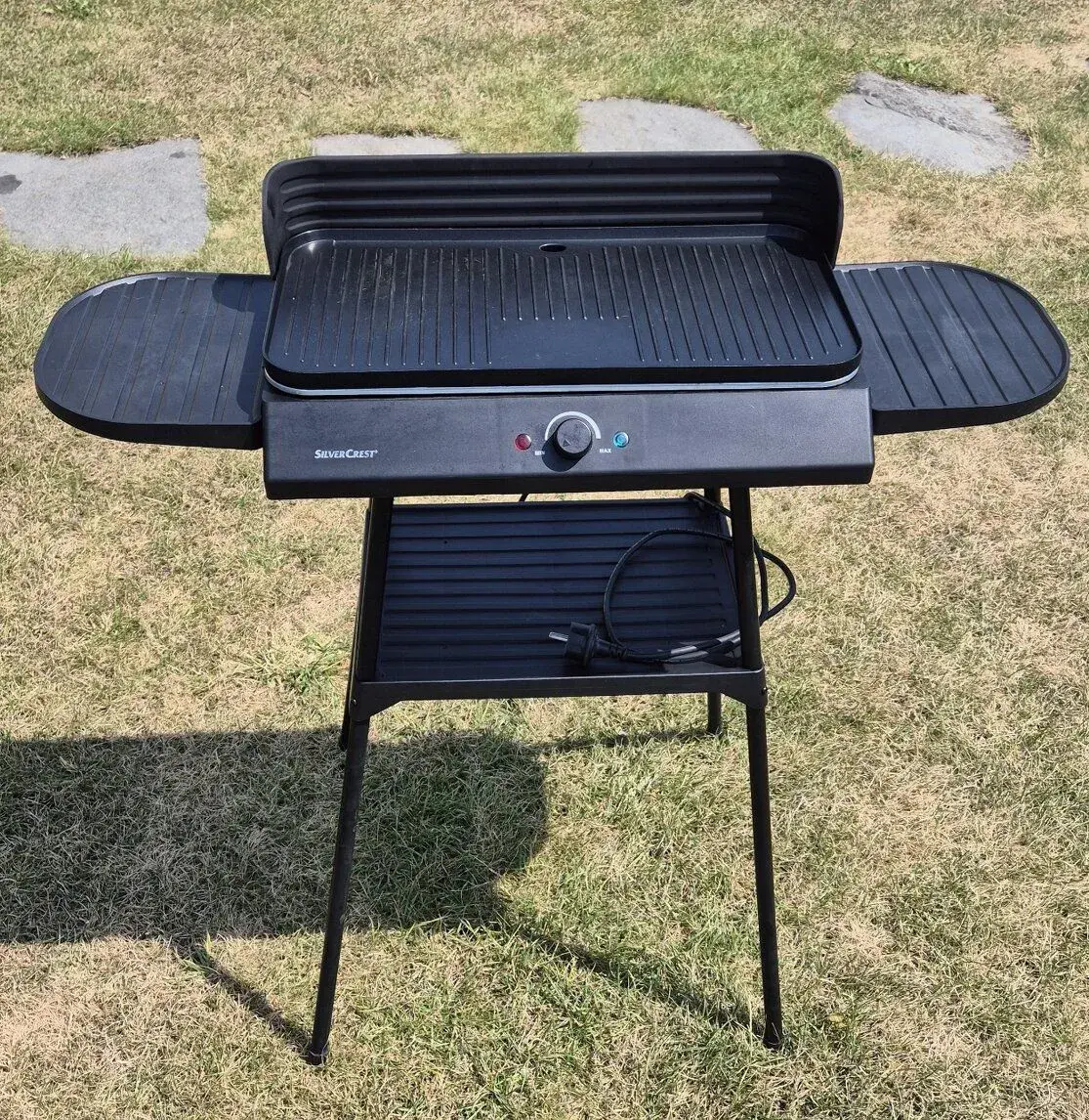 Elektrický stolní a stojanový gril Silvercrest (2400 W)