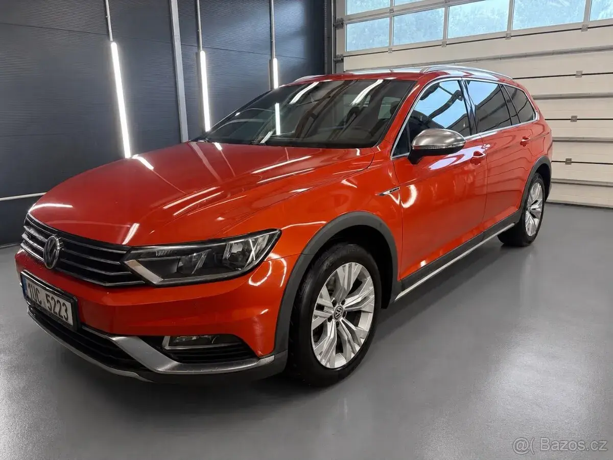 Passat B8 Alltrack 2.0 TDI 140kw prav.servis, bohatá výbava