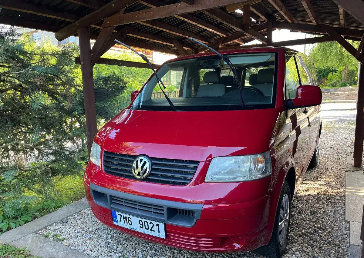 Volkswagen T5 – 2008, 185 000 km