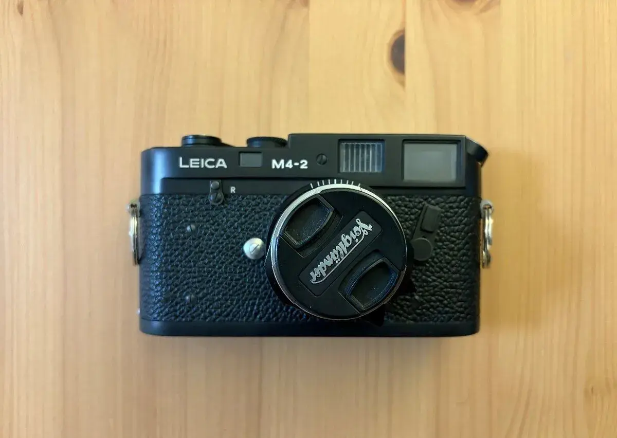 Leica M4-2 + Voigtländer 35 mm Ultron II VM F 2.0