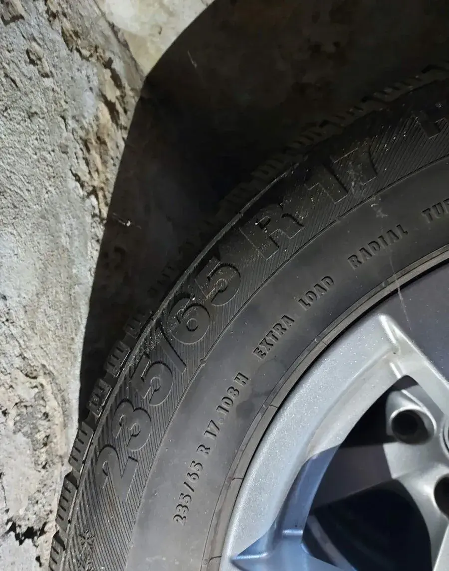 Sada: Zimní kola 17" + disky