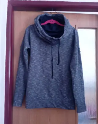 Mikina s kapuci La Klara xs/s