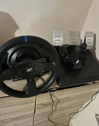 Thrustmaster T300 RS GT Edition s 3-pedály záruka do 21.5.28