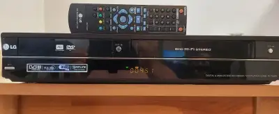 COMBO LG RTC 689H/ZÁZNAM Z VHS ZA DVD/N