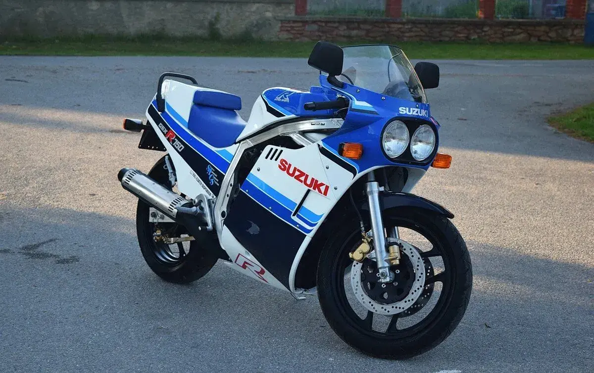 Suzuki GR75A 1986