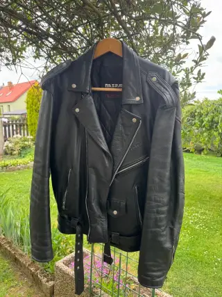Motorkářská bunda a kalhoty