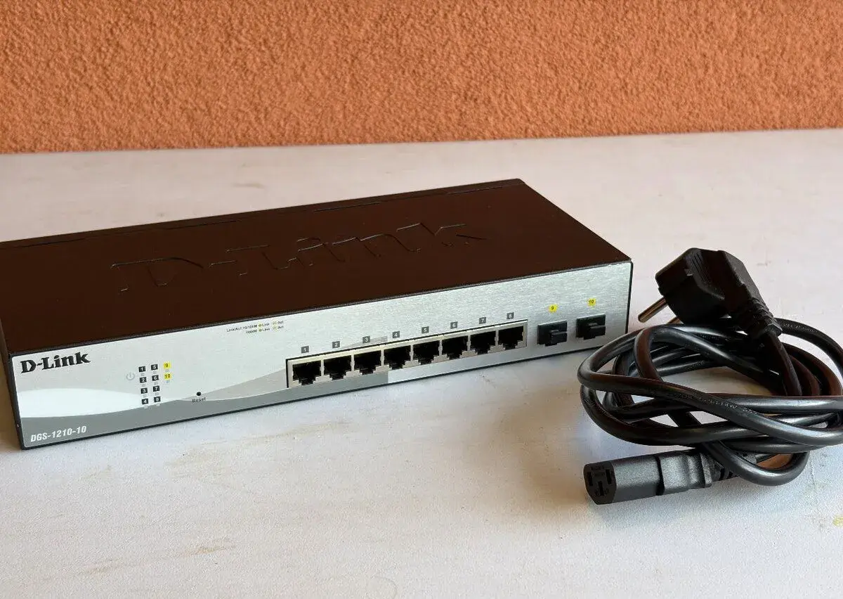 Smart switch D-Link DGS-1210 (10 portů, Gigabit) + zdroj