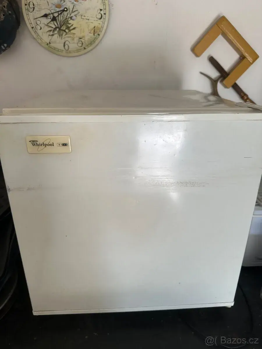 Malý mrazák Whirlpool - 65L