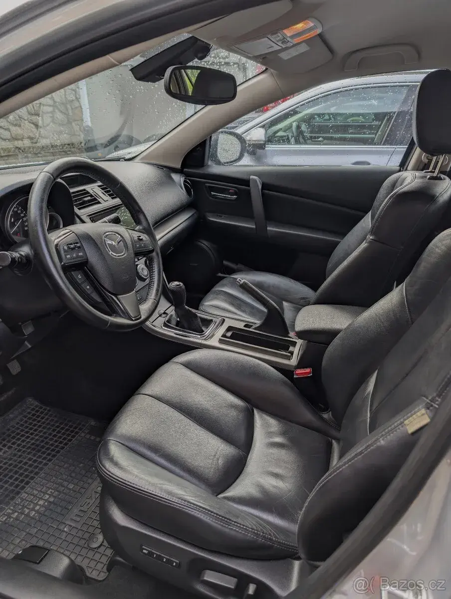 Mazda – 2010, 300 000 km