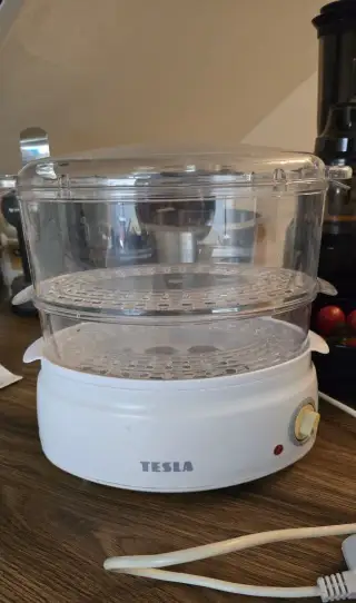 TESLA parní vařič