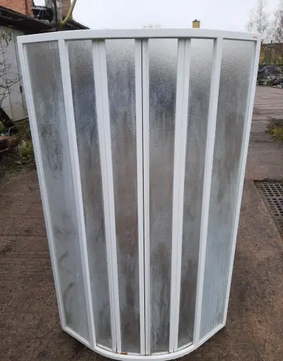 Sprchové dveře 80x80 čtvrtkruh RAVAK