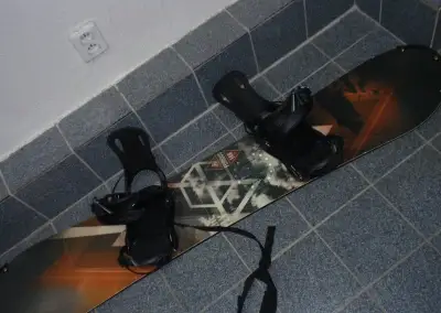 148 CM SNOWBOARD FIREFLY FURIOUS+FLOW VÁZÁNÍ