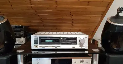 JVC A-K300 Stereo zesilovač
