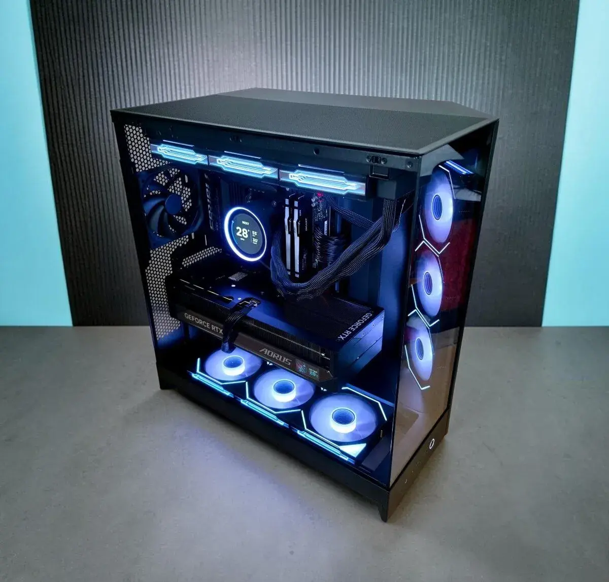 Herní PC s RTX 5090