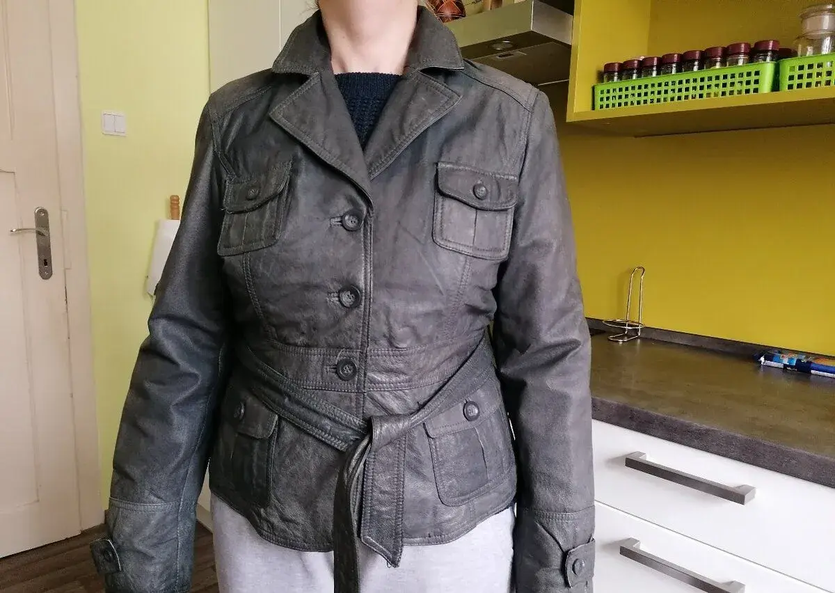 Dámský kožený kabát zn. Orsay