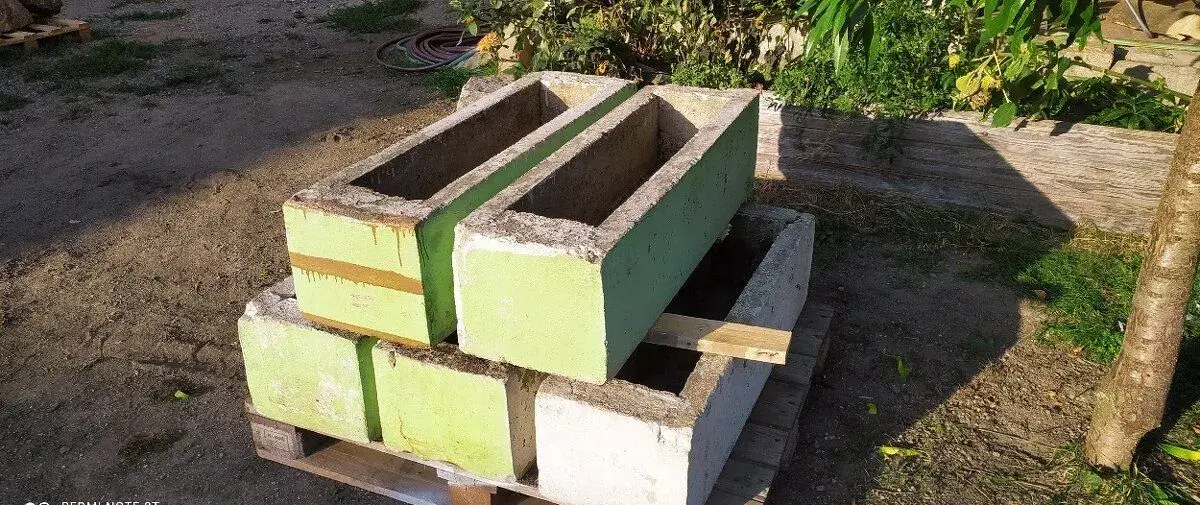 Betonové květníky 5 ks