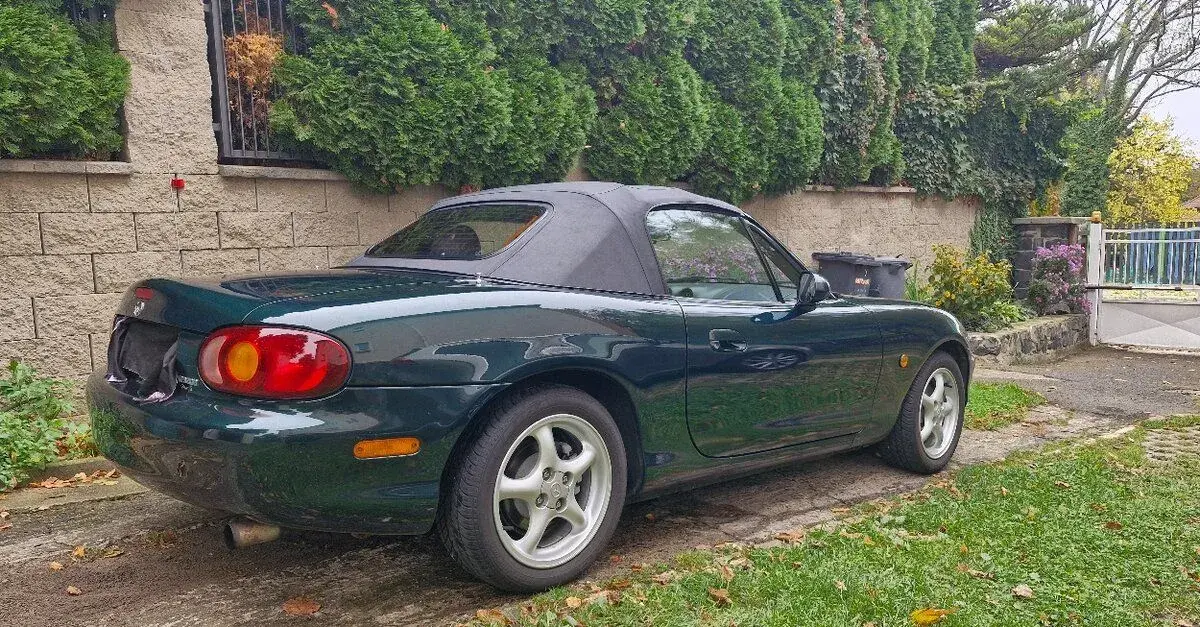 Mazda MX5 – 1999, 113 800 km