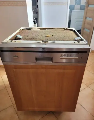 Myčka nádobí AEG