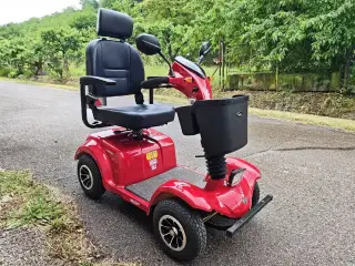 Elektrický seniorský čtyřkolový skútr HECHT WISE