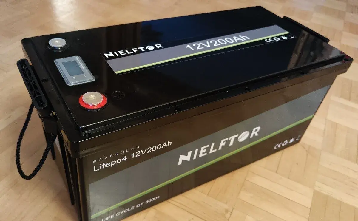 LiFePO4 baterie Nielftor 200Ah /12V - NOVÁ, doklad s odp.DPH