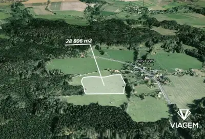 Pole 28 806 m²